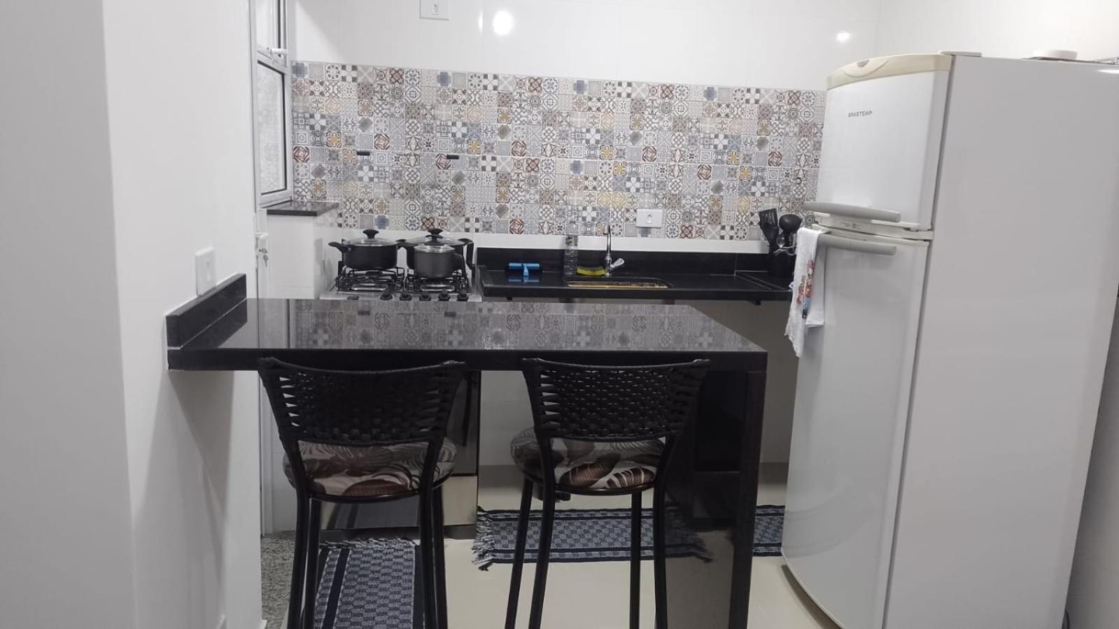 גוארויה Casa Sete Enseada Ar Cond Suite E Estacionamento Gratis E Uma Otima Localizacao Na Enseada מראה חיצוני תמונה